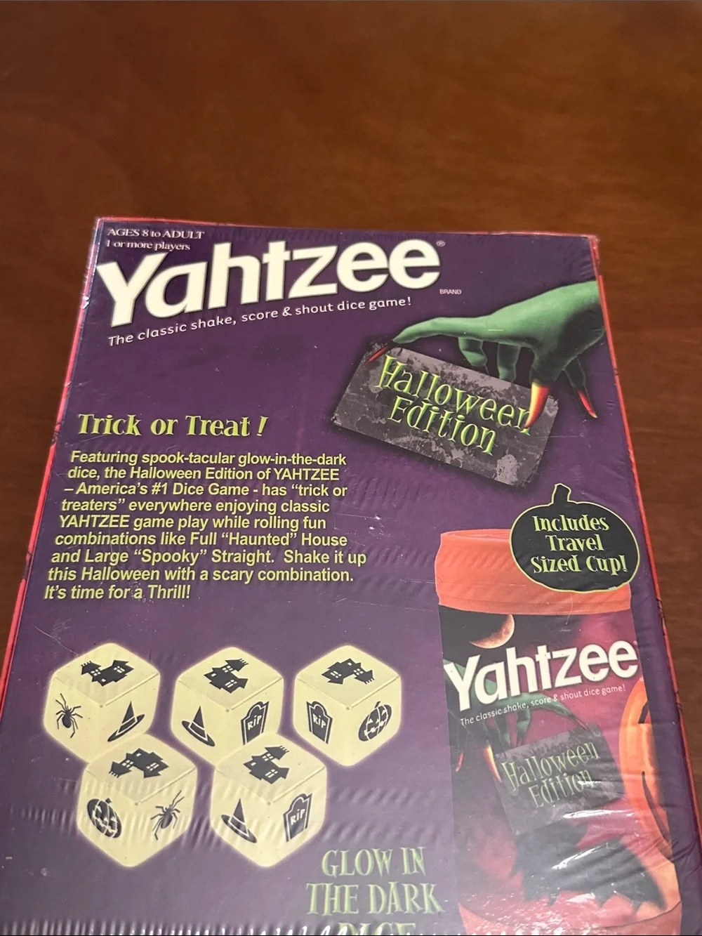 Yahtzee Halloween Edition with Glow in the Dark Dice